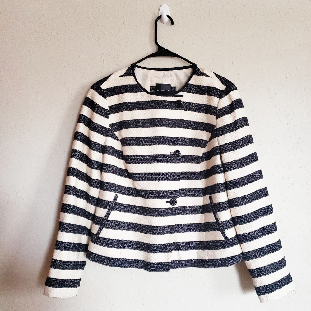 The Limited I Navy blue + off white blazer jacket